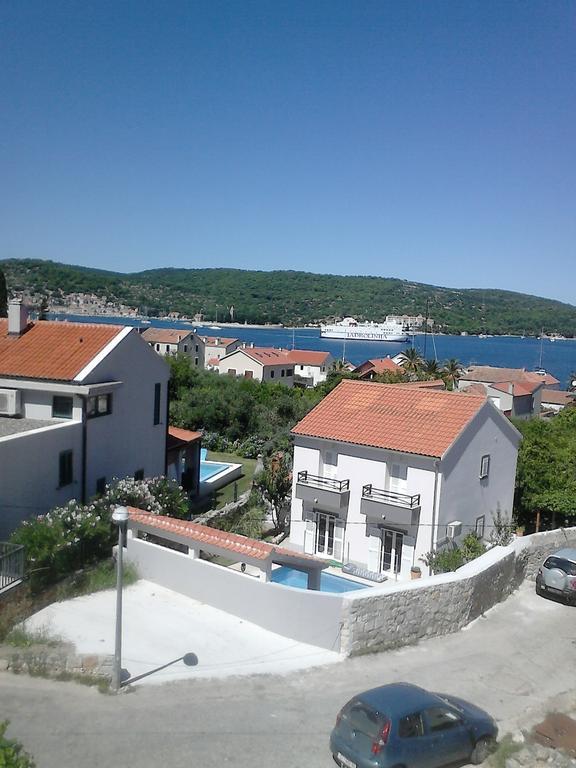 Apartments Bilic Vis Exterior photo